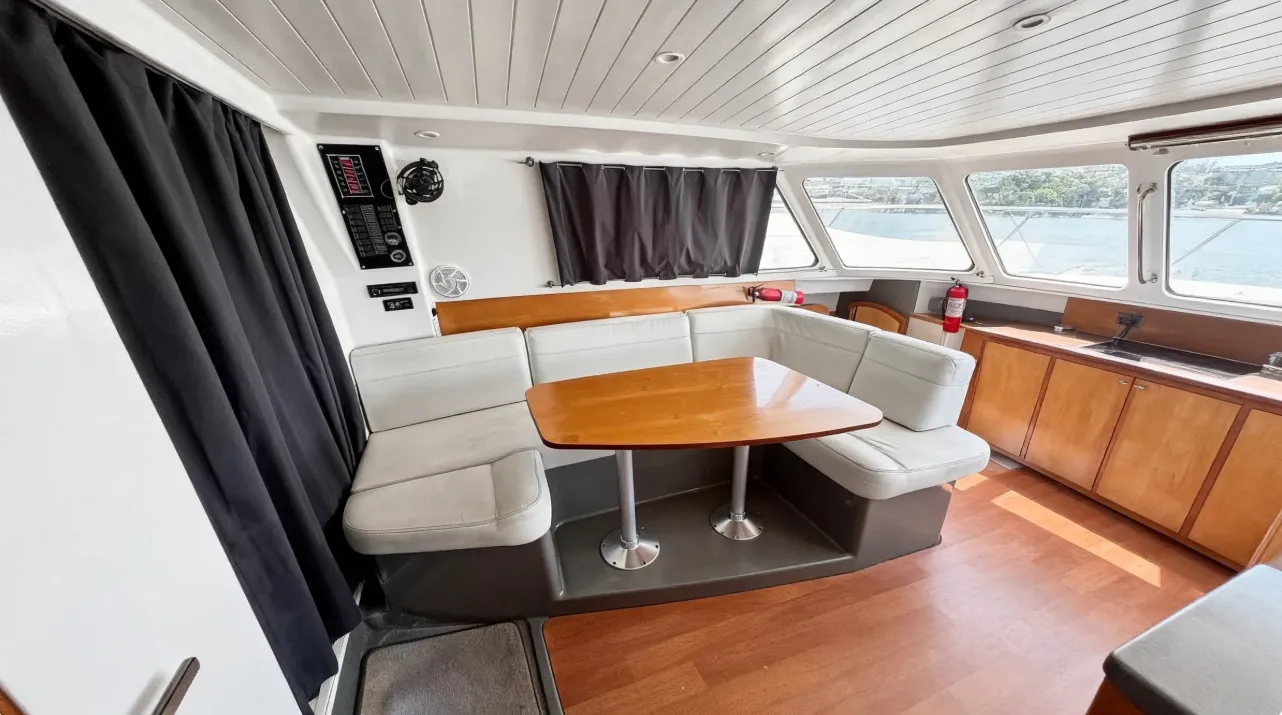 2005 Fountaine Pajot Highland