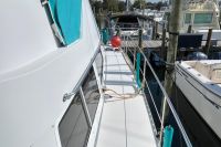 2004 PDQ 34 Power Catamaran