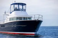 2004 Lagoon Power 43