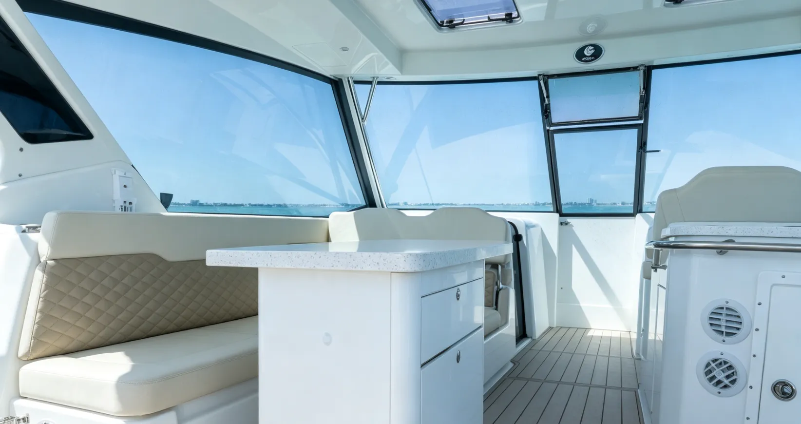 2019 Aquila 36 Sport