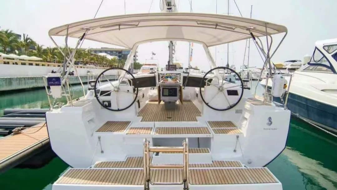 Beneteau 48